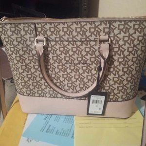 dkny bryant logo satchel bag
